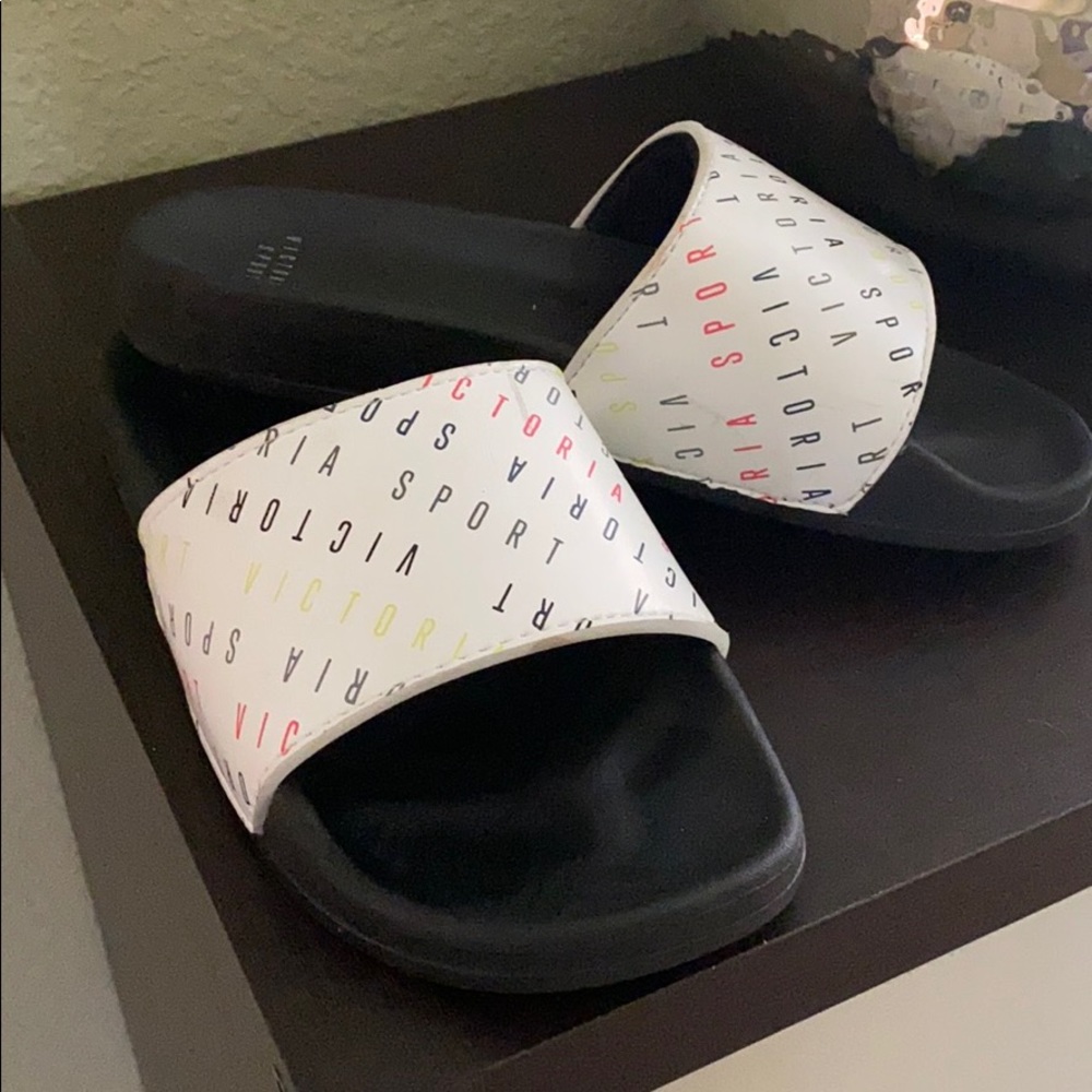 💞VICTORIAS SECRET/SPORT SLIDES💞 Sz. 5/6